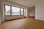 Umfassend sanierte 3-Zimmer-Wohnung mit Balkon in Düsseldorf-Niederkassel