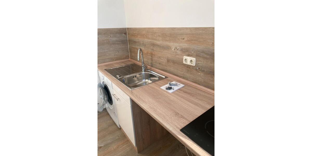 Etagenwohnung Stendal - 1 Zimmer, 30 m&sup2;, 350&euro; | Angebot:26482593