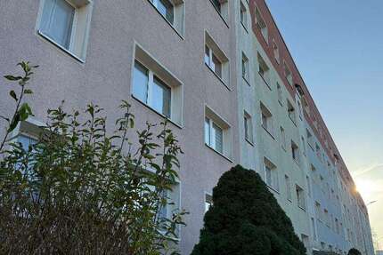 Wohnung zum Mieten in Wilkau-Haßlau 350 € 58.31 m² 3 zimmer