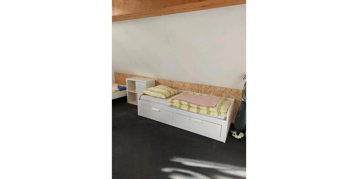 Dachgeschosswohnung 2 zimmer