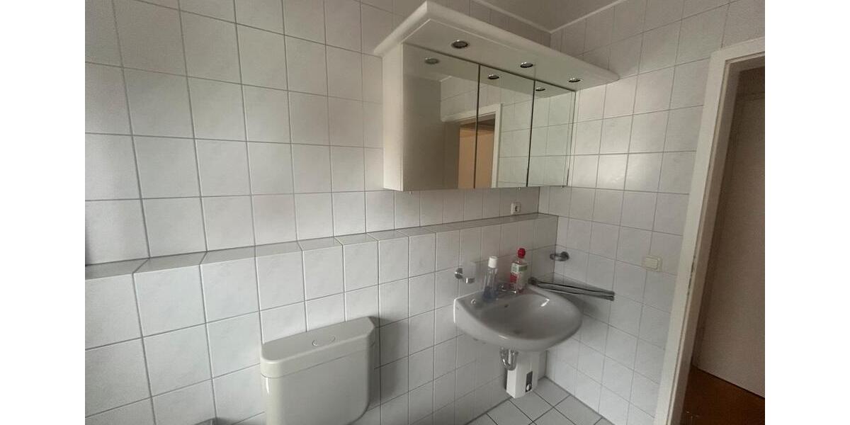 Dachgeschoßwohnung Geilenkirchen - 3 Zimmer, 54 m&sup2;, 830&euro; | Angebot:26017927