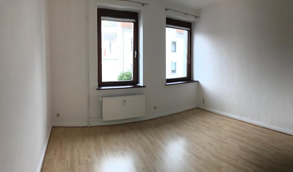 Hochparterre Einbeck - 3 Zimmer, 75 m&sup2;, 460&euro; | Angebot:25919263