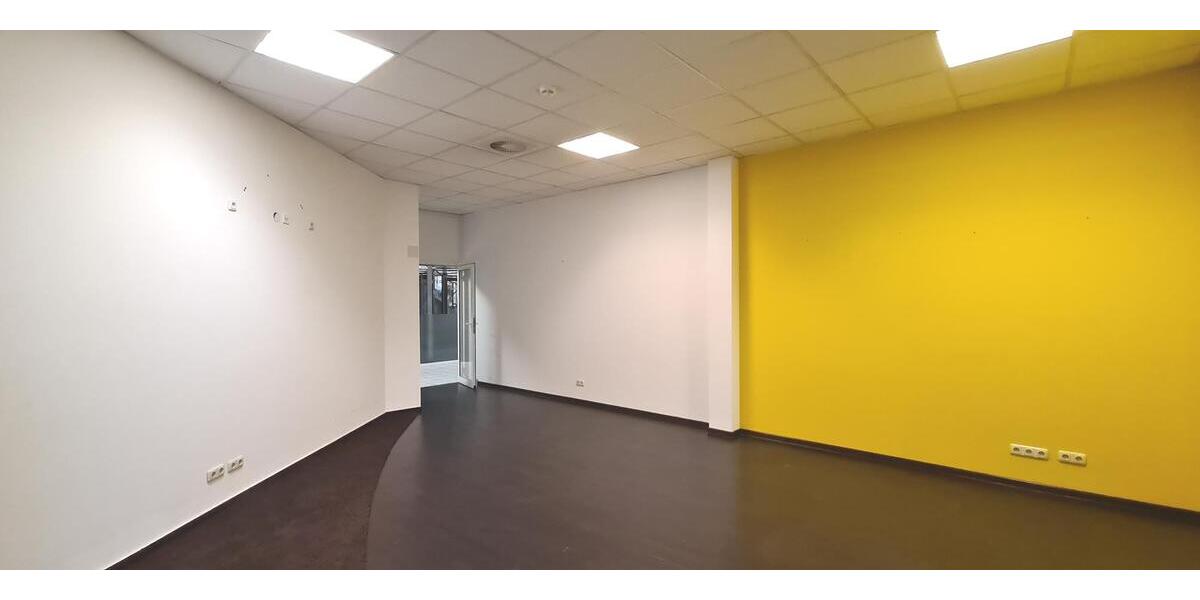 Große Laden-, Büro- oder Praxisfläche in Hermsdorf - Gewerbeobjekt Hermsdorf | Angebot:27009487