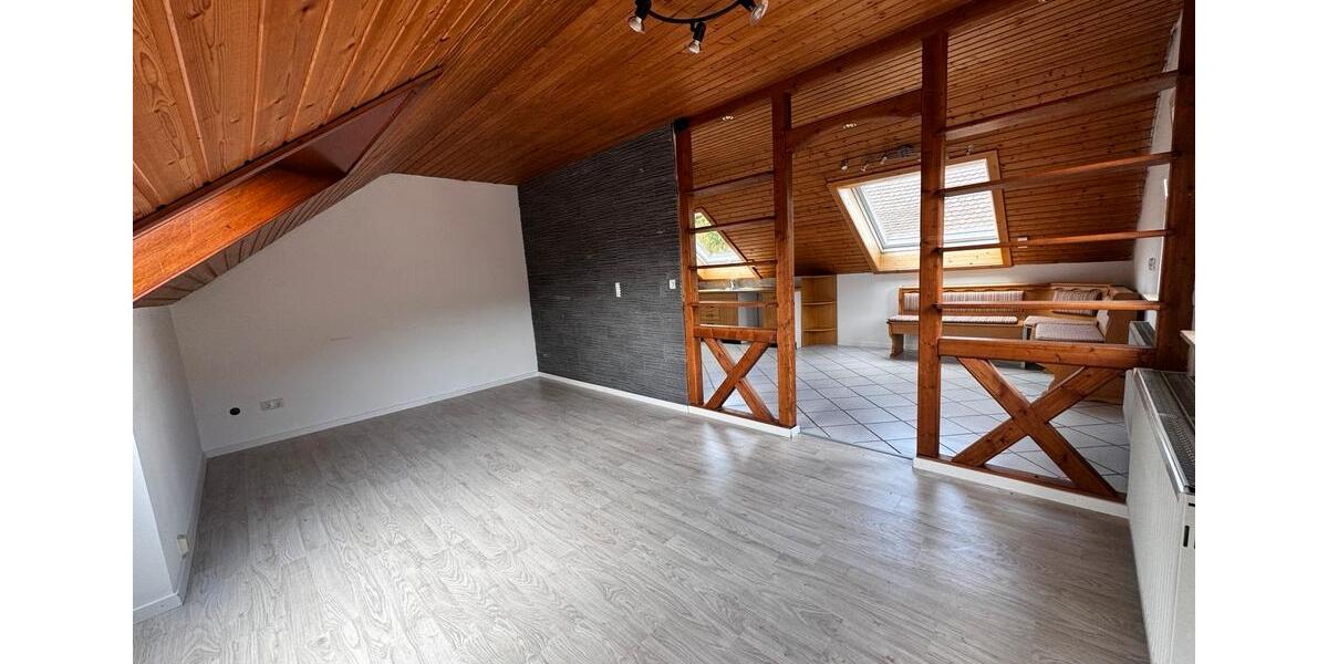 Dachgeschoßwohnung Miltenberg - 3.5 Zimmer, 78 m&sup2;, 730&euro; | Angebot:26578621