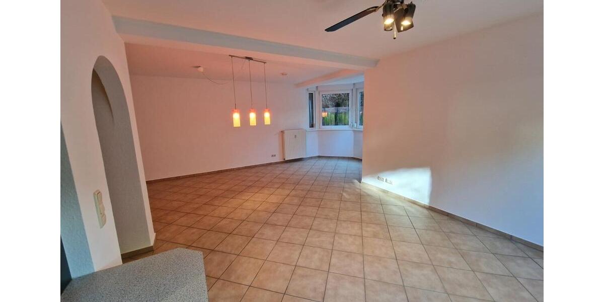 Etagenwohnung Walluf - 1 Zimmer, 51 m&sup2;, 600&euro; | Angebot:25177496