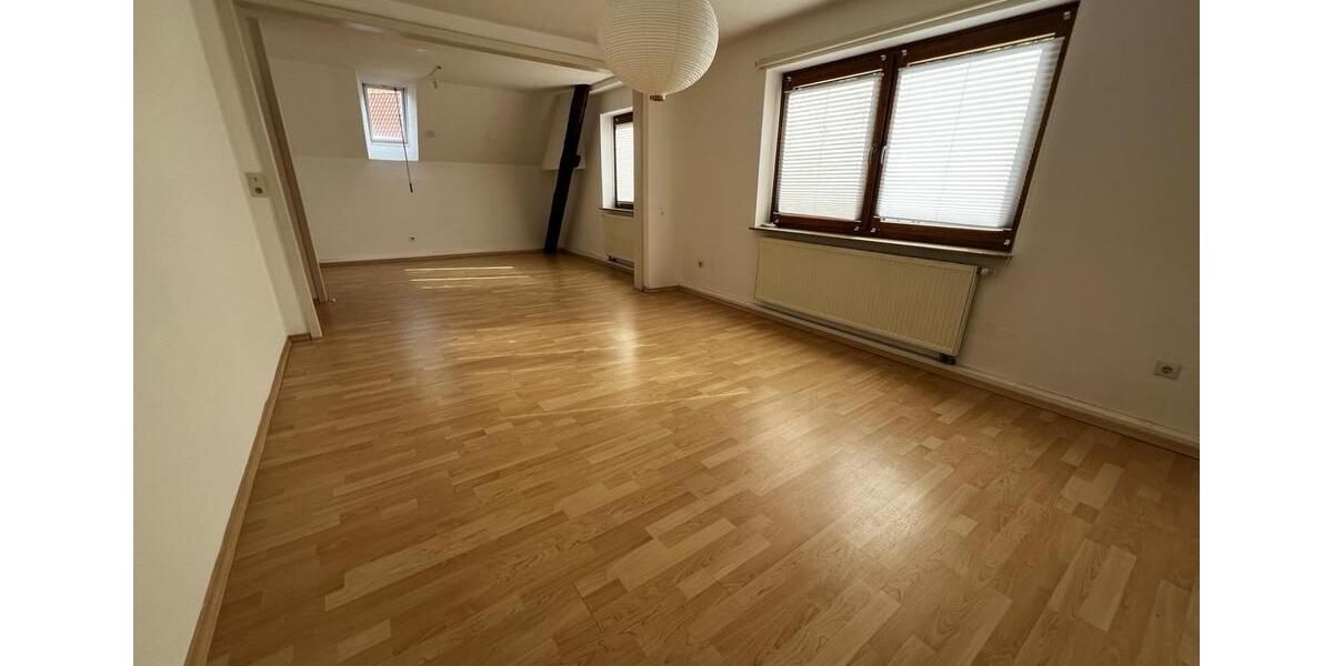 Etagenwohnung Schieder-Schwalenberg Schwalenberg - 2 Zimmer, 82 m&sup2;, 500&euro; | Angebot:26031730