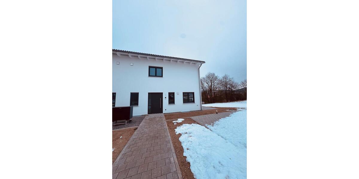 Doppelhaushälfte Irchenrieth - 5 Zimmer, 186 m&sup2;, 2.000&euro; | Angebot:26049226