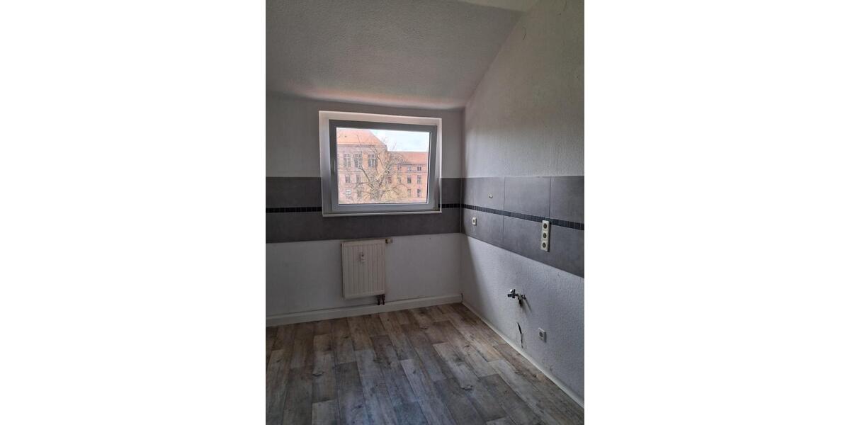 Dachgeschoßwohnung Rochlitz - 3 Zimmer, 82 m&sup2;, 533&euro; | Angebot:25439276