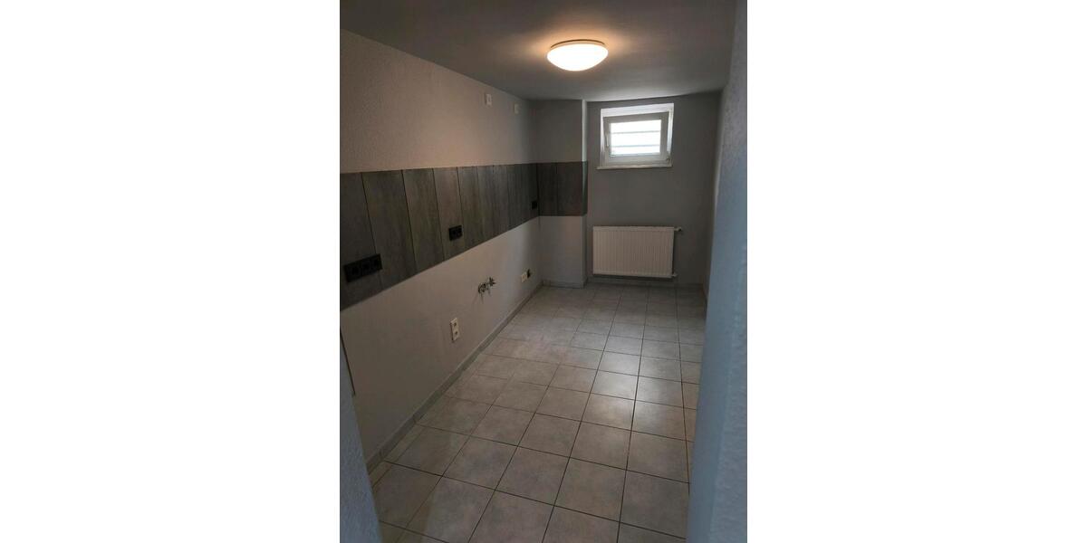 Erdgeschoßwohnung Troisdorf - 3 Zimmer, 63 m&sup2;, 750&euro; | Angebot:25602111