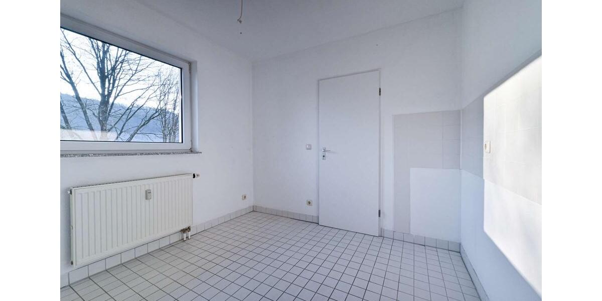 Etagenwohnung Flöha - 2 Zimmer, 60 m&sup2;, 360&euro; | Angebot:25806597