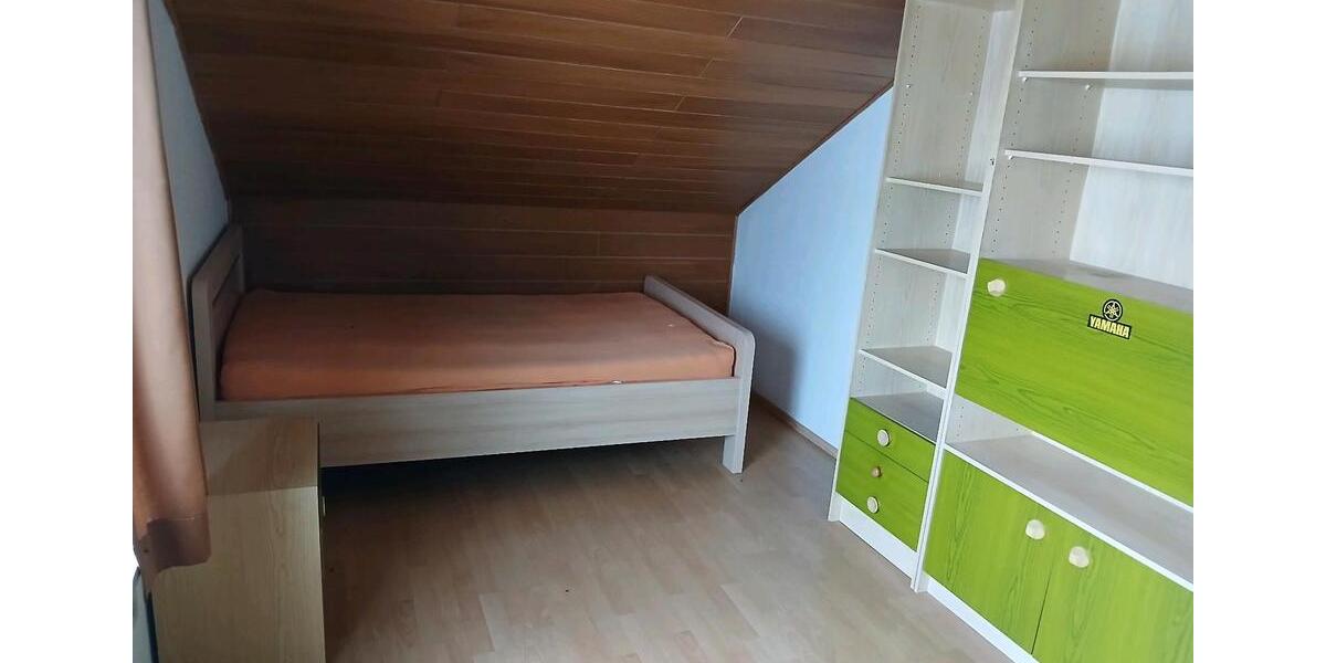 Doppelhaushälfte Aindling - 7 Zimmer, 167 m&sup2;, 1.600&euro; | Angebot:25204854