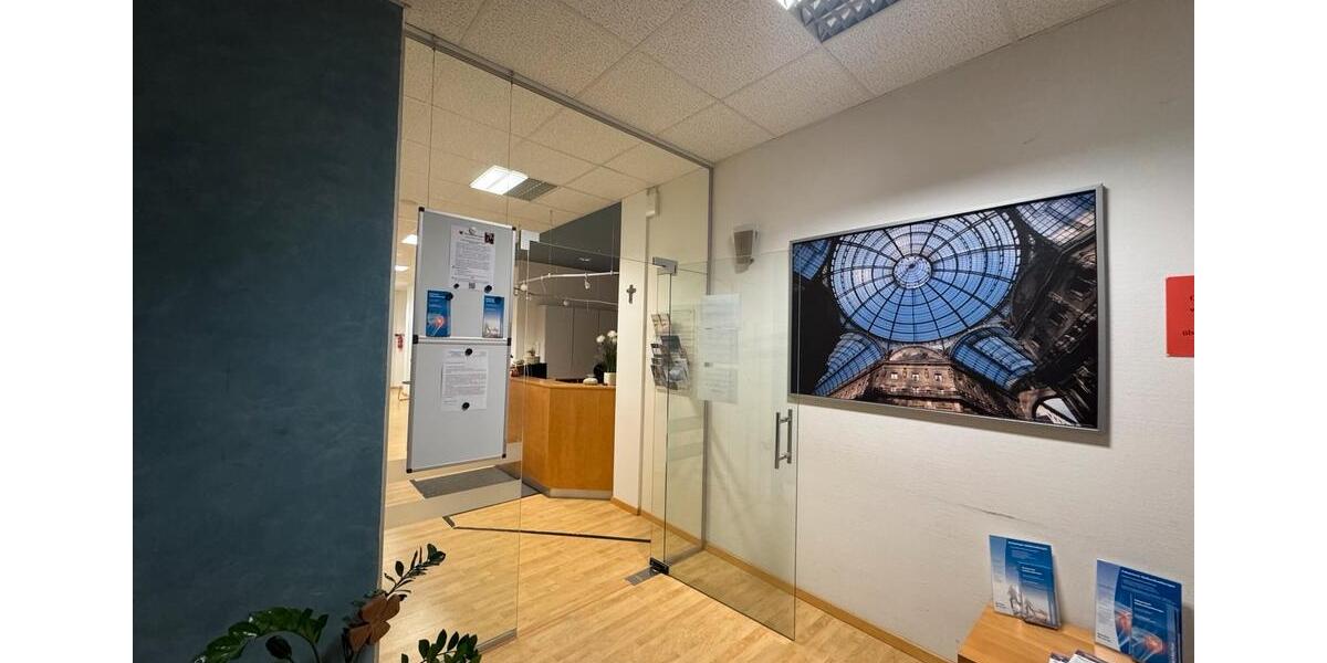 Räumlichkeiten für Gesundheitsdienstleister Praxis Arzt Apotheke zimmer