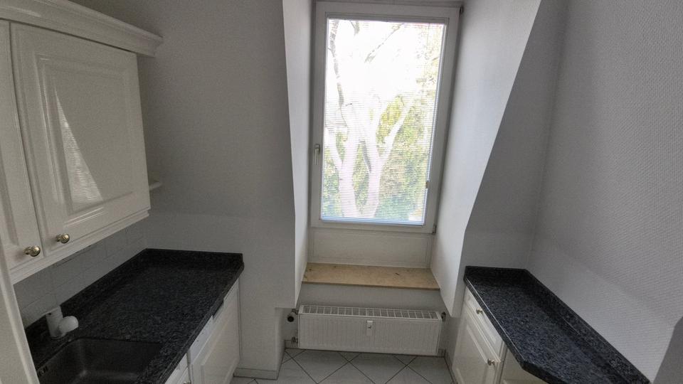 Dachgeschoßwohnung Berlin Steglitz-Zehlendorf - 2 Zimmer, 89 m&sup2;, 1.311&euro; | Angebot:26252262