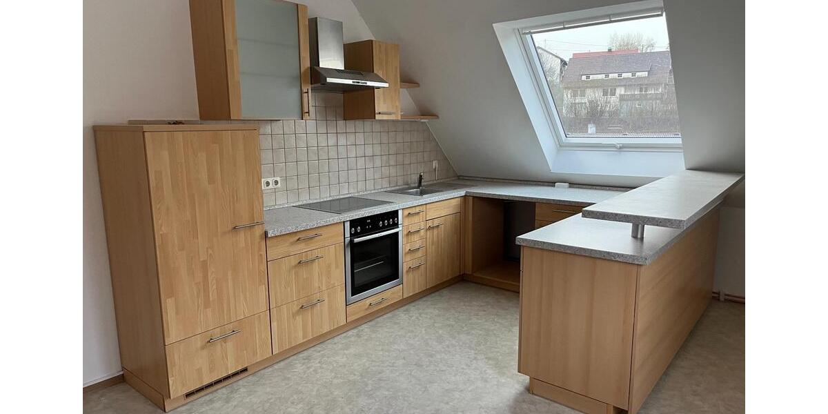 Dachgeschoßwohnung Bad Grönenbach - 3 Zimmer, 88 m&sup2;, 850&euro; | Angebot:25637778