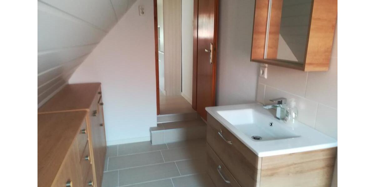 Doppelhaushälfte Edemissen - 4 Zimmer, 120 m&sup2;, 780&euro; | Angebot:24670354