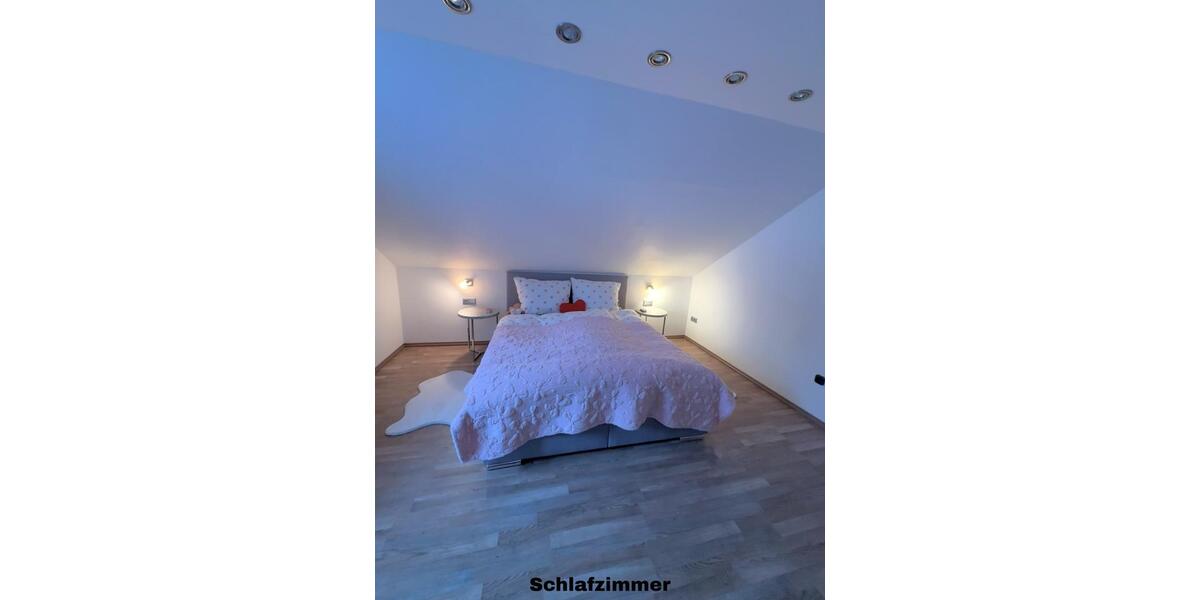Dachgeschoßwohnung Steinwiesen - 3 Zimmer, 85 m&sup2;, 720&euro; | Angebot:24829119