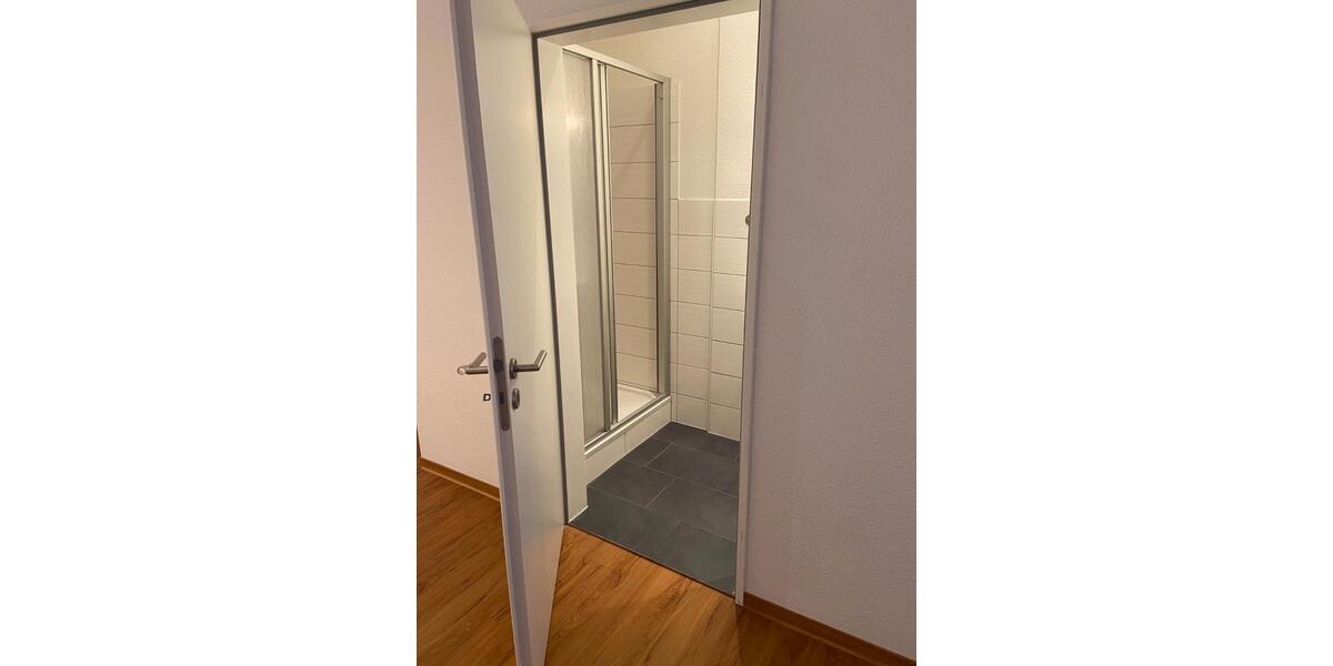 Etagenwohnung Elsterwerda - 1 Zimmer, 35 m&sup2;, 250&euro; | Angebot:26006971
