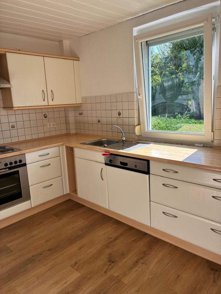 Schöne 3,5 -Zimmer Whg. mit Wohnküche - neu renoviert