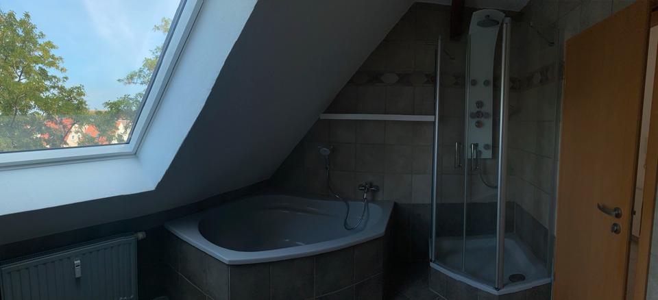 Dachgeschoßwohnung Stendal - 2 Zimmer, 85 m&sup2;, 500&euro; | Angebot:25285615