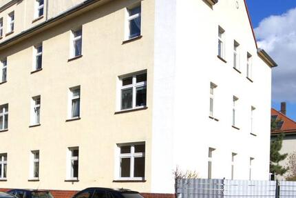 Wohnung Zwenkau - 3 Zimmer, 75 m&sup2;, 600&euro; | Angebot:26233924
