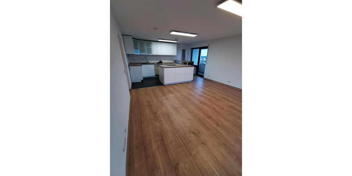 Dachgeschoßwohnung Weiterstadt - 3 Zimmer, 83 m&sup2;, 1.050&euro; | Angebot:25945211