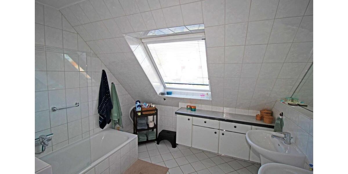 Reihenhaus Barsbüttel - 4 Zimmer, 120 m&sup2;, 1.800&euro; | Angebot:23164341