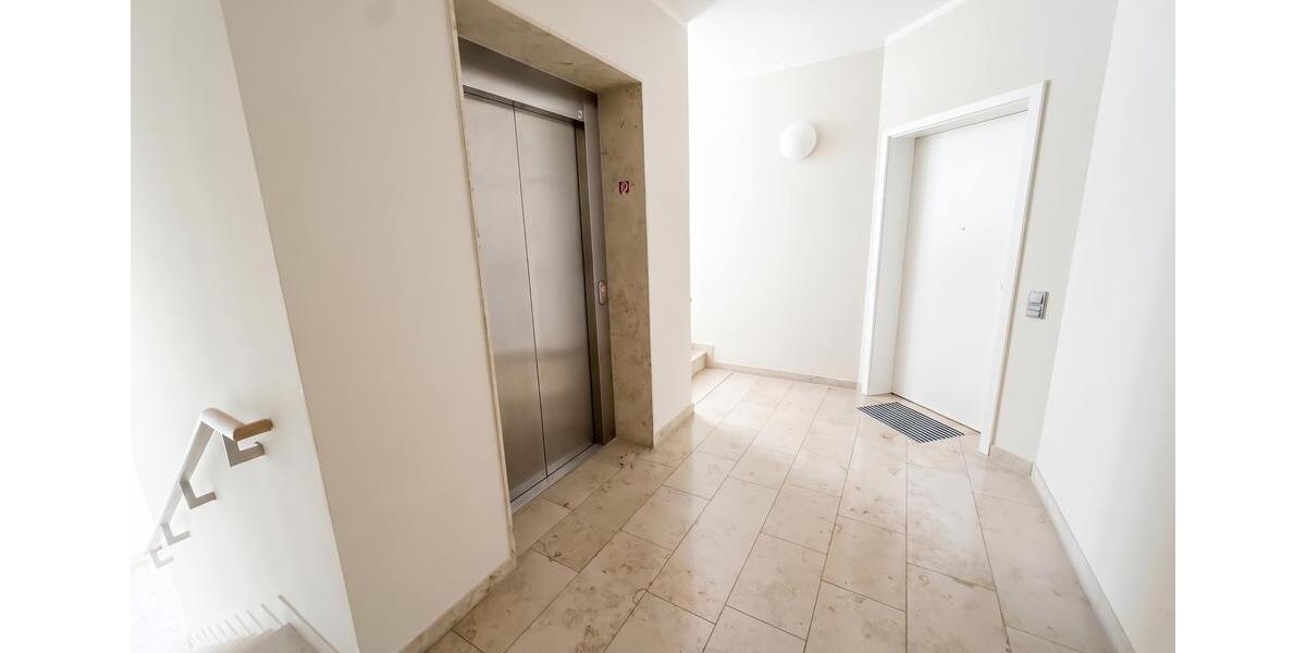 Etagenwohnung Berlin Mitte - 4 Zimmer, 133 m&sup2;, 1.900&euro; | Angebot:26586441