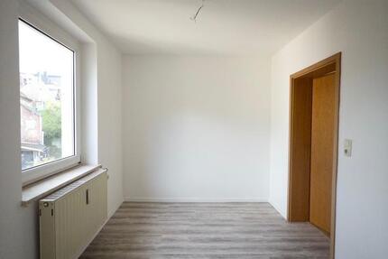 Wohnung Schneeberg - 3 Zimmer, 80 m&sup2;, 500&euro; | Angebot:26698387