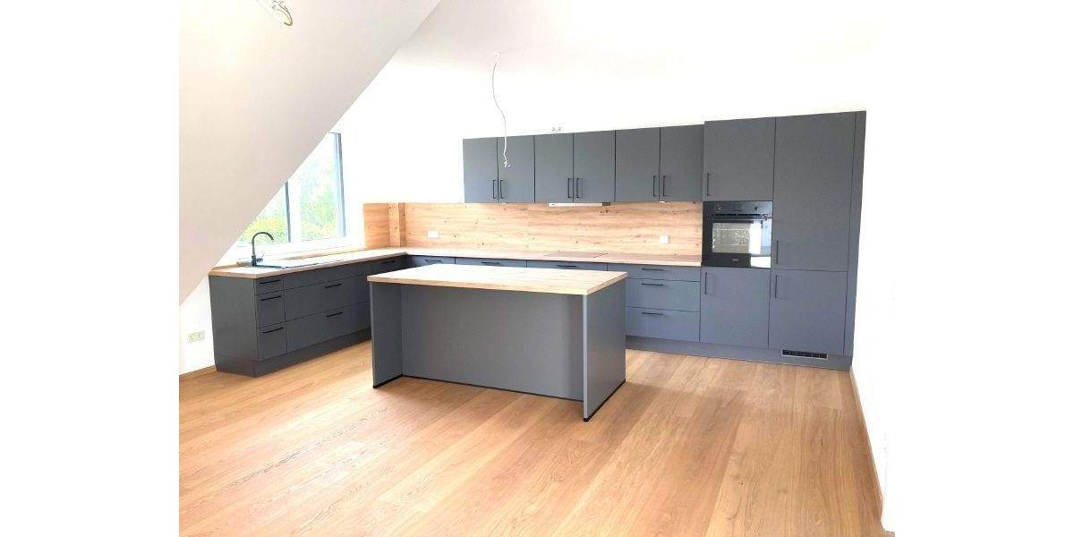 Etagenwohnung PETERSBERG BÖCKELS Böckels - 4 Zimmer, 204 m&sup2;, 1.990&euro; | Angebot:23941305