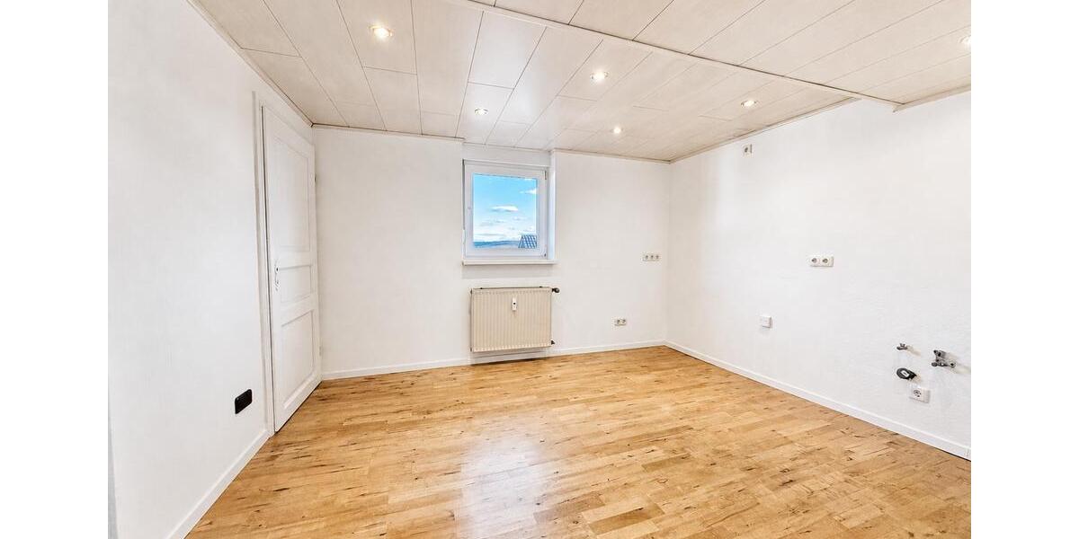 Etagenwohnung Homberg (Efze) - 4 Zimmer, 84 m&sup2;, 1.300&euro; | Angebot:26631051