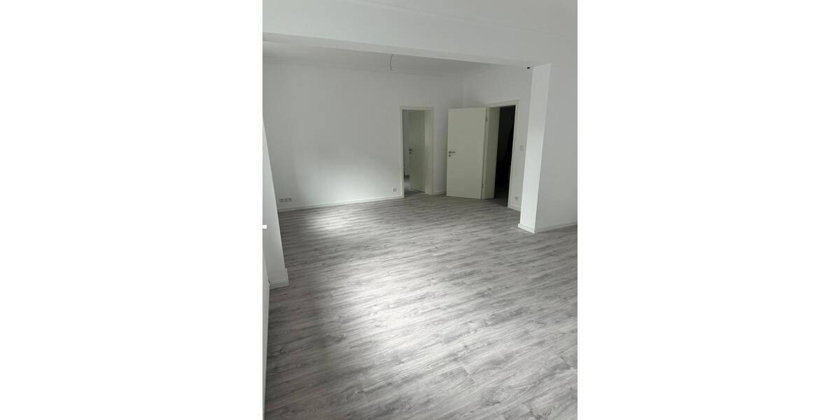 Einfamilienhaus 6-Zimmer zwischen Innenstadt und Schildesche zu vermieten 6 zimmer