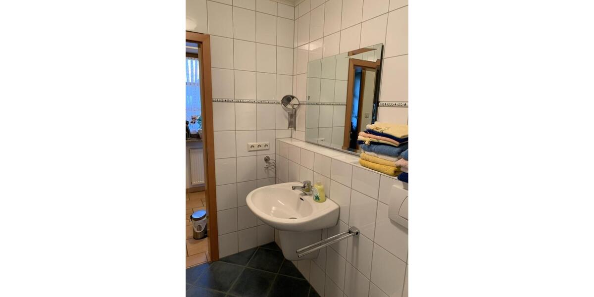 Etagenwohnung Erpolzheim - 2 Zimmer, 60 m&sup2;, 990&euro; | Angebot:25362440