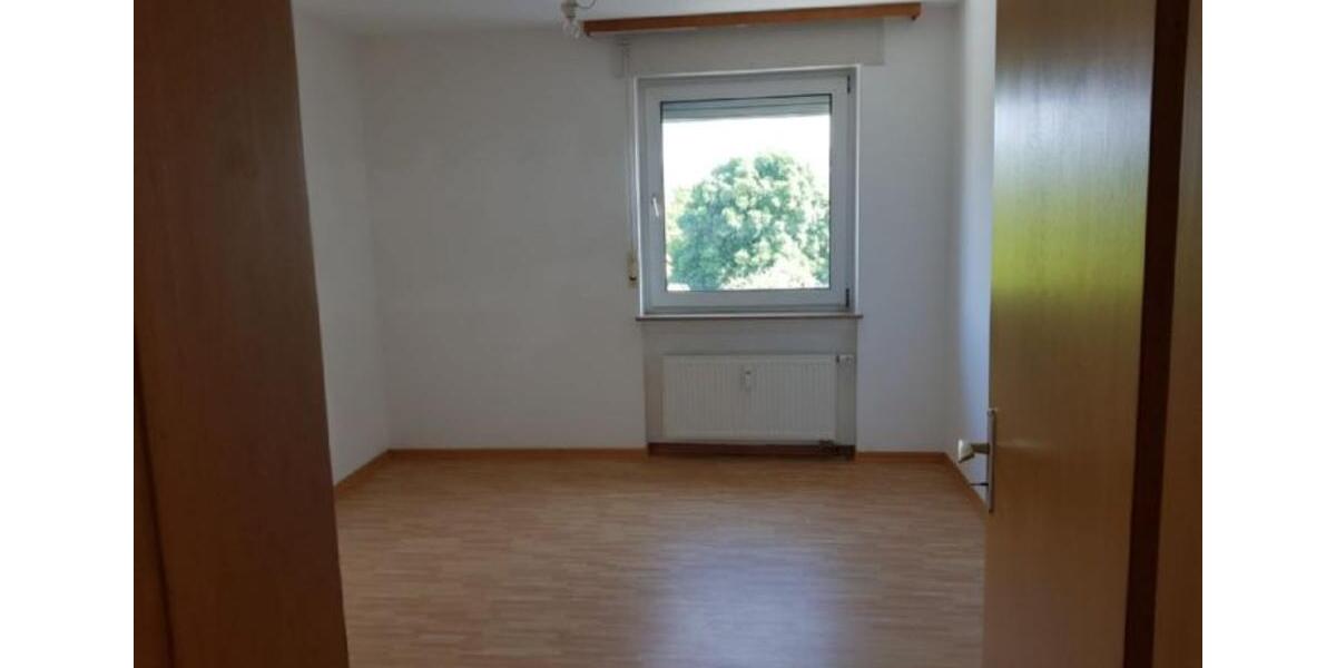 Wohnen auf Zeit Trier Feyen-Weismark - 4 Zimmer, 91 m&sup2;, 1.100&euro; | Angebot:24793195