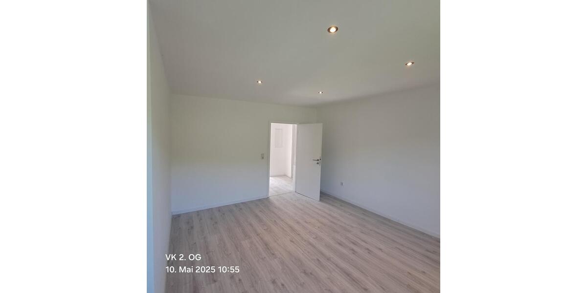 Etagenwohnung Völklingen - 4 Zimmer, 110 m&sup2;, 900&euro; | Angebot:24887859