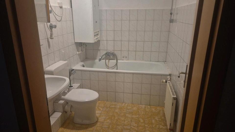 Etagenwohnung Hagen - 5 Zimmer, 120 m&sup2;, 1.100&euro; | Angebot:25832686