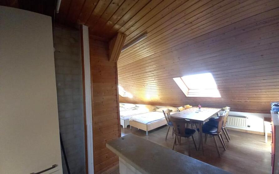 3-Zimmerwohnung mit Wlan, 2 Schlafzimmer, Wohn-Schlafzimmer, Küche, DuscheWc zimmer