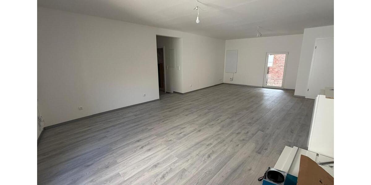 Etagenwohnung Hungen - 3 Zimmer, 94 m&sup2;, 850&euro; | Angebot:26703800