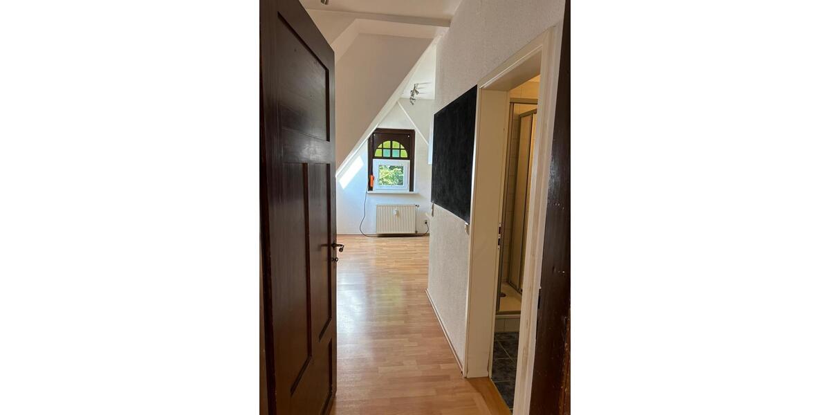Dachgeschoßwohnung Faßberg - 4 Zimmer, 101 m&sup2;, 800&euro; | Angebot:26547790