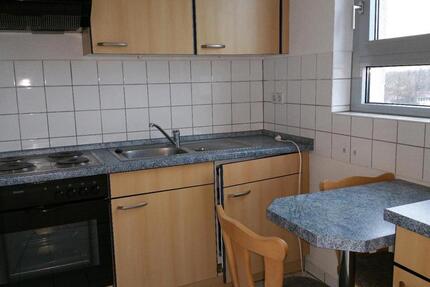 Helle 2 Zimmer Wohnung EBK Balkon in Merseburg 2 zimmer