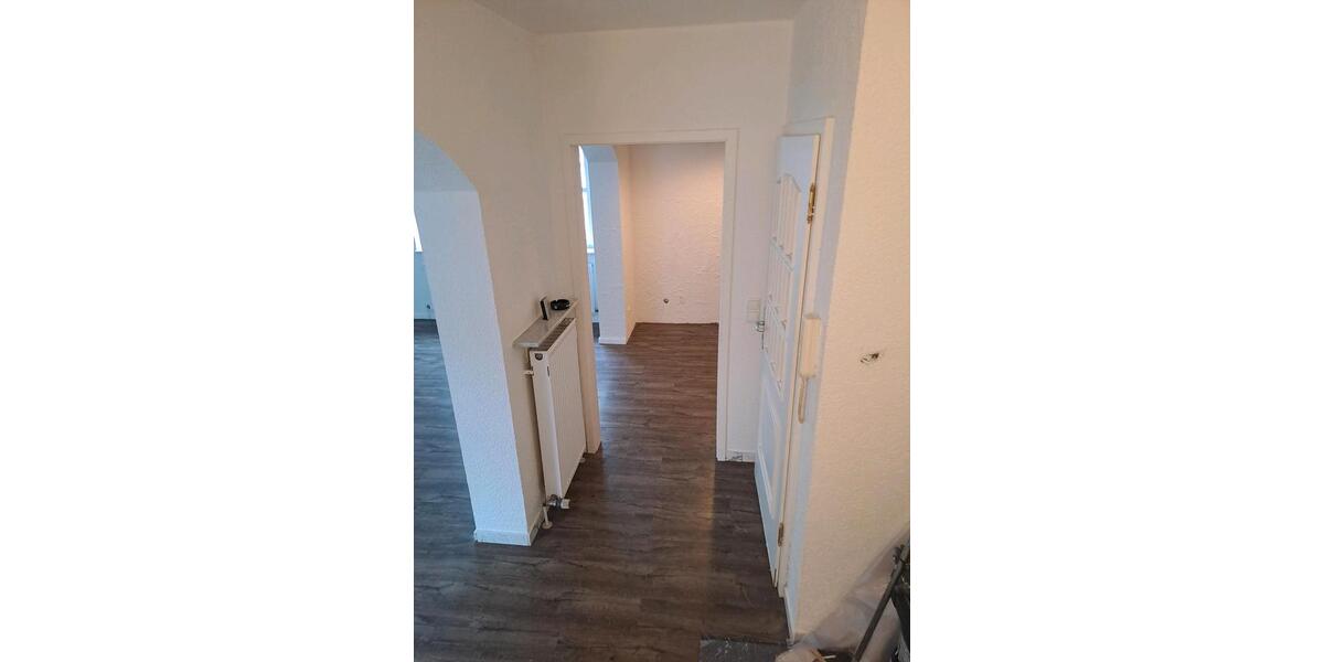 Etagenwohnung Friedrichsdorf - 3 Zimmer, 92 m&sup2;, 1.850&euro; | Angebot:25163642