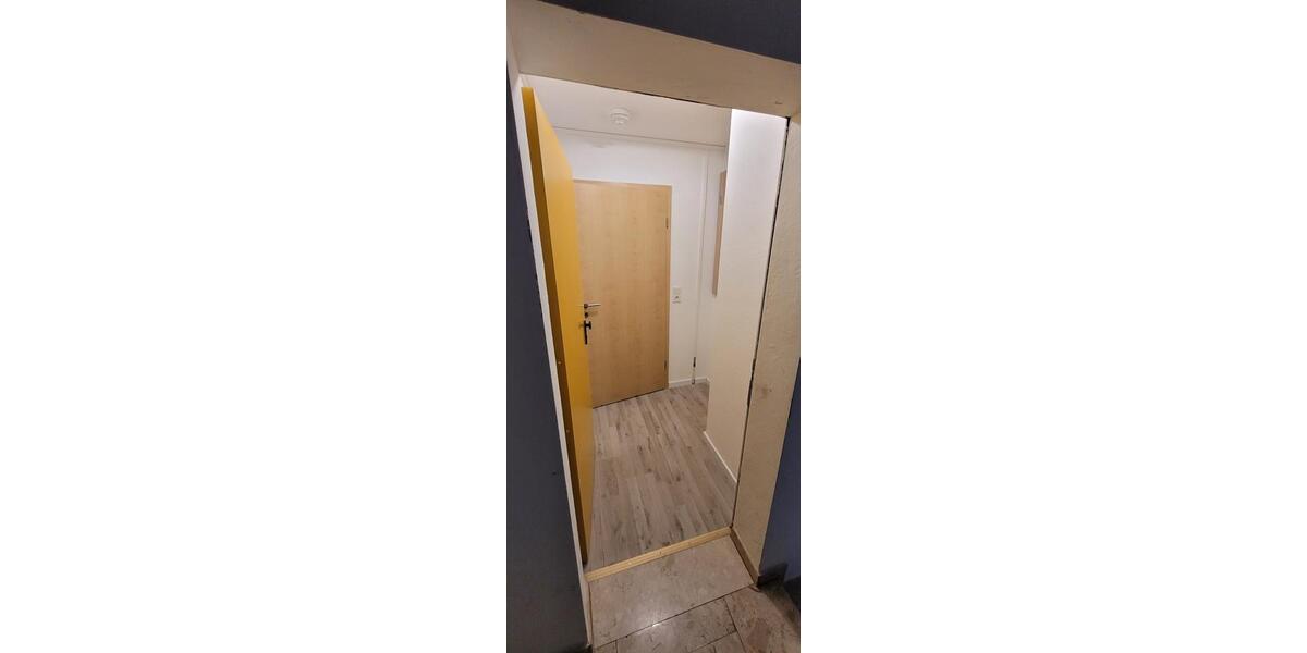 Etagenwohnung Bad Hersfeld - 1 Zimmer, 80 m&sup2;, 900&euro; | Angebot:26629140