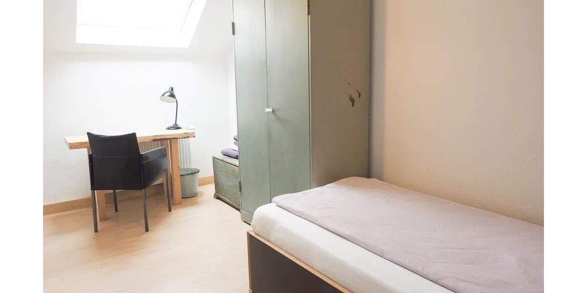 Etagenwohnung Frankfurt am Main Höchst - 3 Zimmer, 56 m&sup2;, 570&euro; | Angebot:26737442