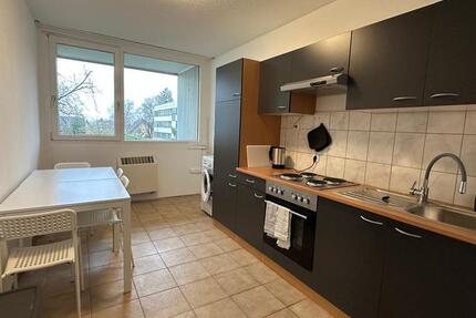 Wohnen auf Zeit Hürth - 3 Zimmer, 75 m&sup2;, 15&euro; | Angebot:26023830