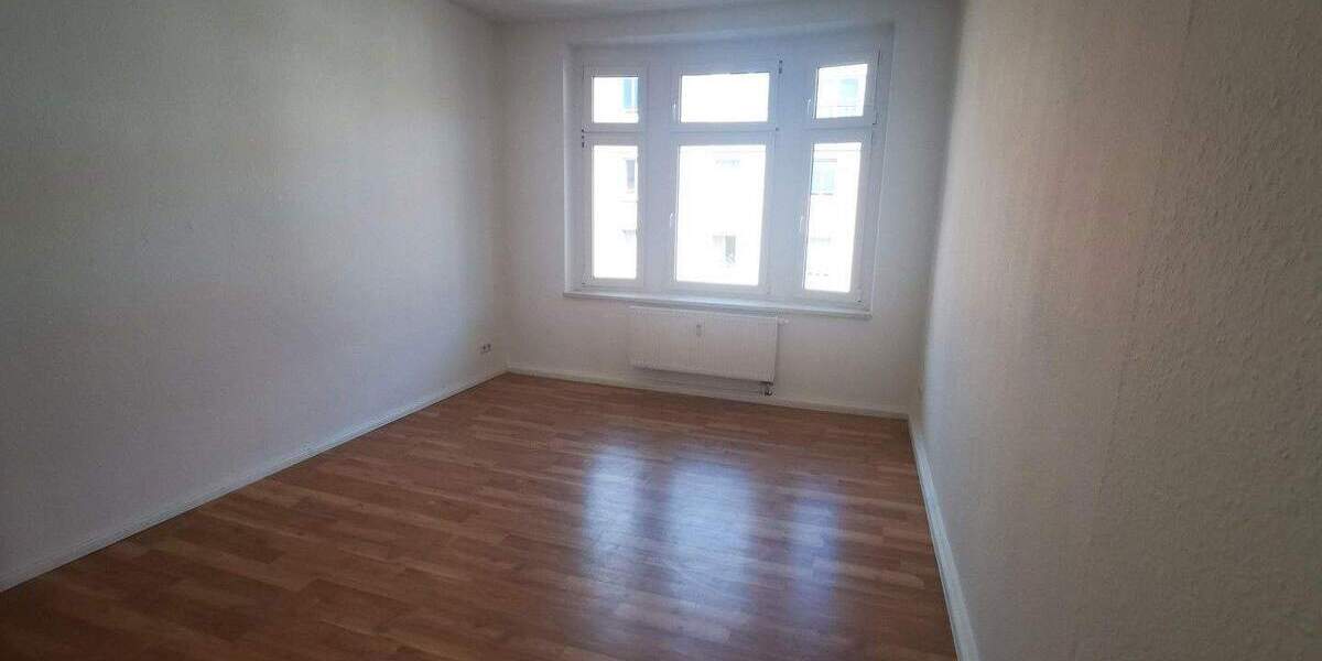 Etagenwohnung Magdeburg Stadtfeld Ost - 4 Zimmer, 105 m&sup2;, 840&euro; | Angebot:25792976