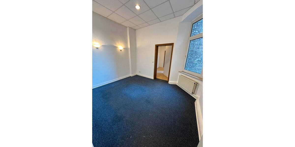 Etagenwohnung Braunschweig - 5 Zimmer, 129 m&sup2;, 1.290&euro; | Angebot:26248079