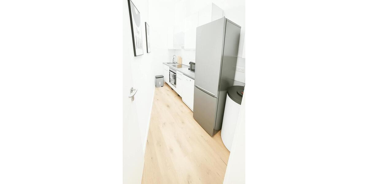 Wohnen auf Zeit München Nymphenburg - 1 Zimmer, 11 m&sup2;, 750&euro; | Angebot:26669858