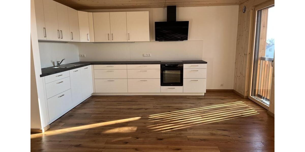 Etagenwohnung Vilsbiburg - 4 Zimmer, 102 m&sup2;, 1.310&euro; | Angebot:24781864