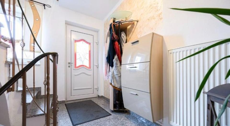 Helle und Großzügige 5,5-Zimmer-Wohnung in NeustadtDonau, Mauern