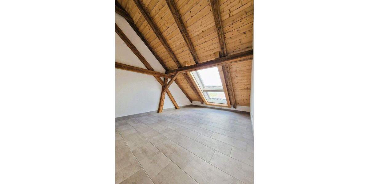 Etagenwohnung Wolfsburg Ehmen - 3 Zimmer, 111 m&sup2;, 1.387&euro; | Angebot:25716279