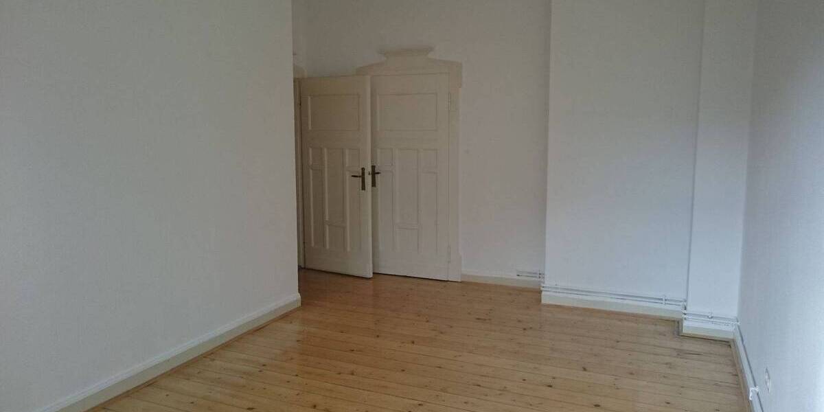 Etagenwohnung Hildesheim Ost - 5 Zimmer, 139 m&sup2;, 1.245&euro; | Angebot:26453424